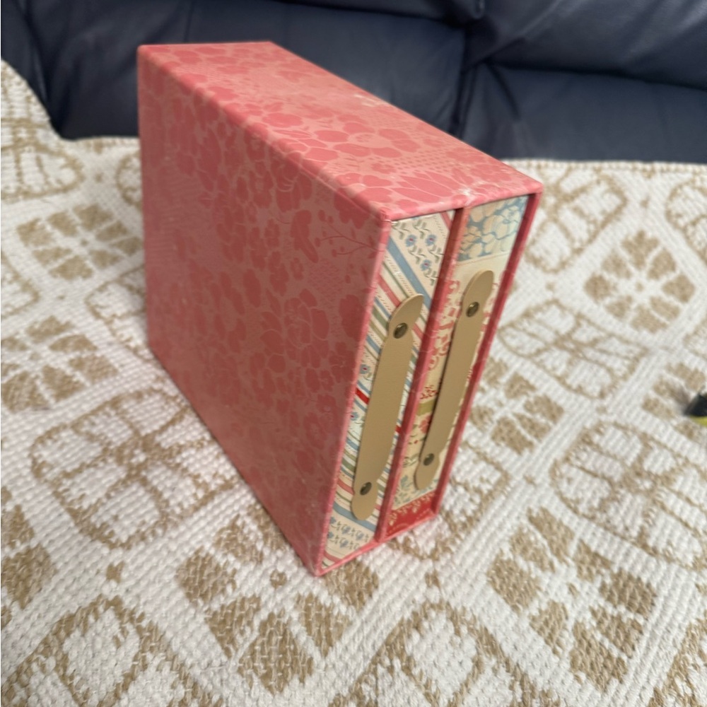 Scrapbook set - Picture 10 of 10